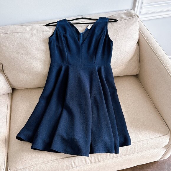 99% NEW SANDRO DRESS, SIZE 38 - Picture 1 of 8